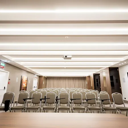 Hotel Fuori Le Mura 4*
