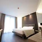 Fuori Le Mura 알타무라
