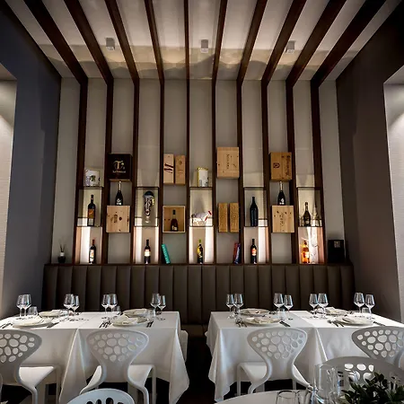 Hotel Fuori Le Mura 4*