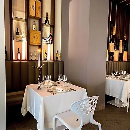 Fuori Le Mura Otel
