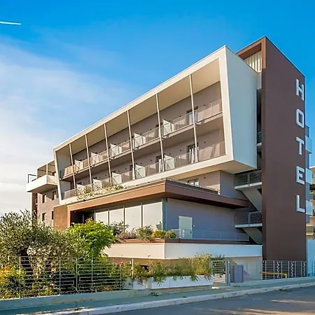 Hotel Fuori Le Mura 4*